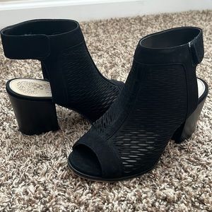 Vince camuto peep toe heels
